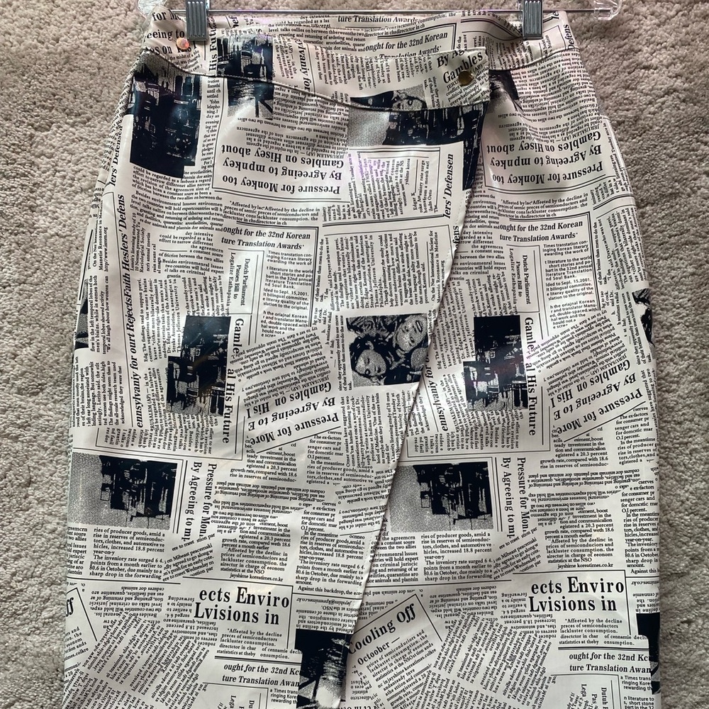 Newspaper skirt